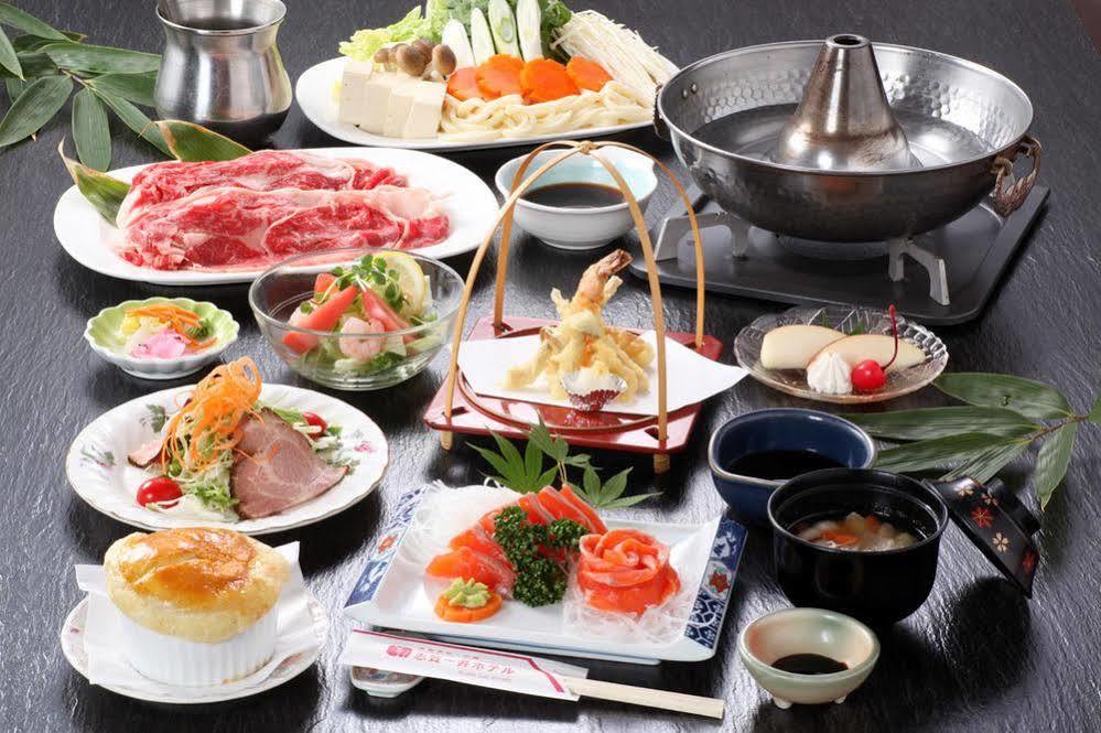 Shigaichii Hotel Yamanouchi  Ngoại thất bức ảnh